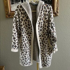 Michelle Nicole Teddy Jacket in Brown and cream cheetah with Plush Textu…